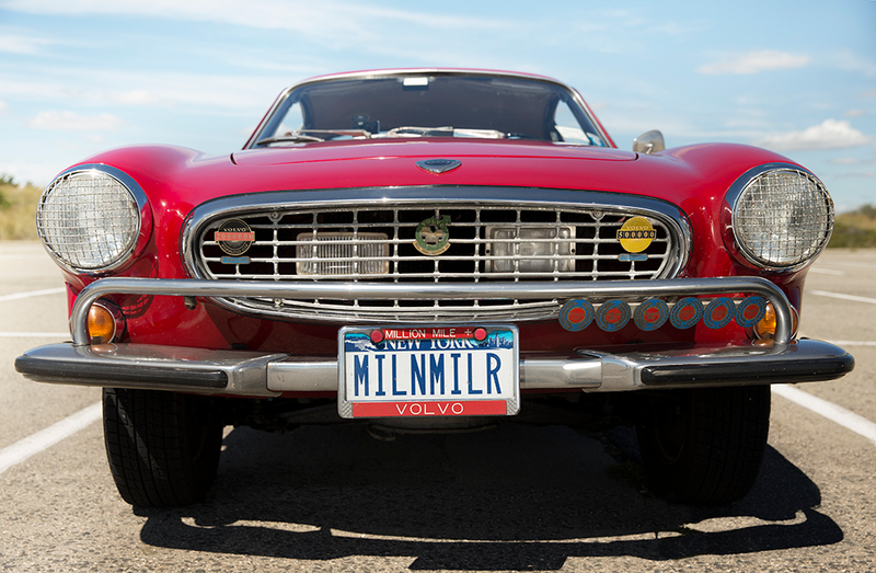 Illustration for article titled This Man Has Travelled Nearly 3 Million Miles In His Vintage Volvo
